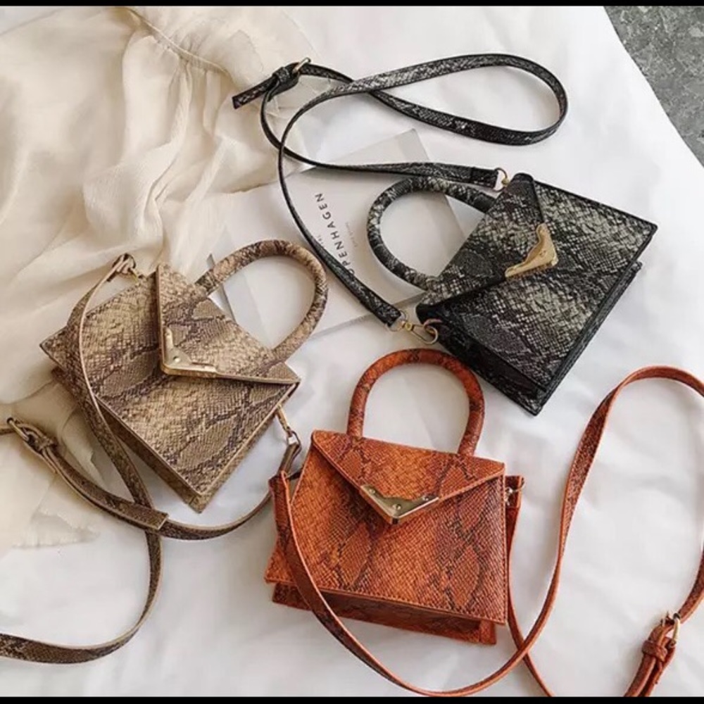 Bag 3 colors available